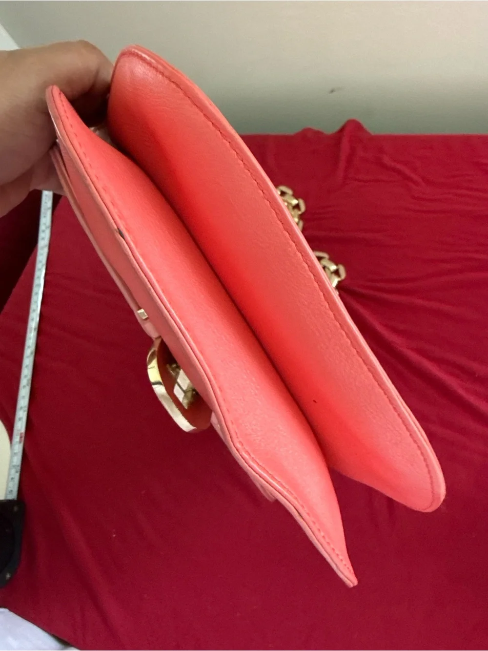 Tory Burch Pink Leather Shoulder Bag with Gold Chain Strap